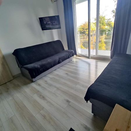 1110 Smialego 39 - Tanie Pokoje W Apartamencie - Samodzielne Zameldowanie - Self Check In Познан Екстериор снимка