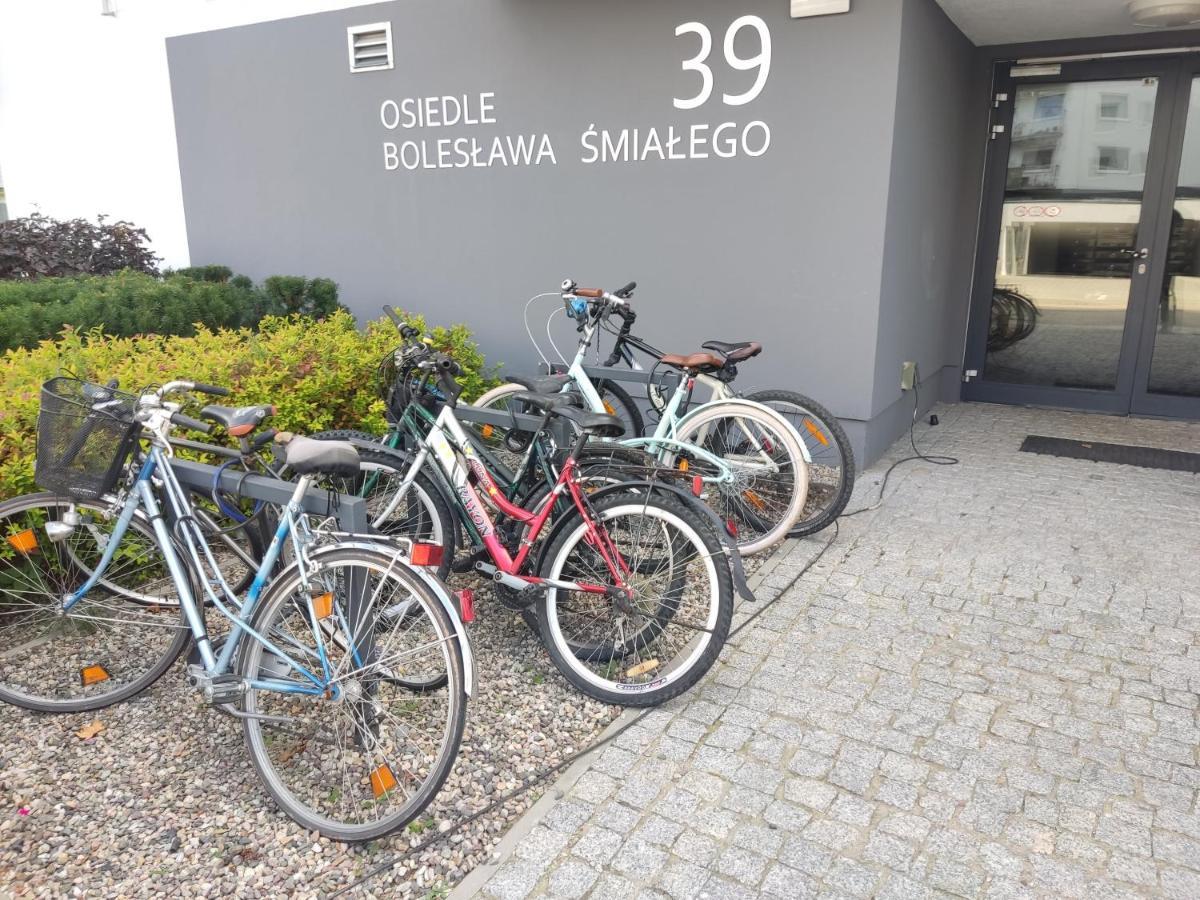 1110 Smialego 39 - Tanie Pokoje W Apartamencie - Samodzielne Zameldowanie - Self Check In Познан Екстериор снимка