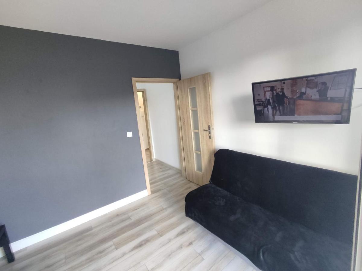1110 Smialego 39 - Tanie Pokoje W Apartamencie - Samodzielne Zameldowanie - Self Check In Познан Екстериор снимка