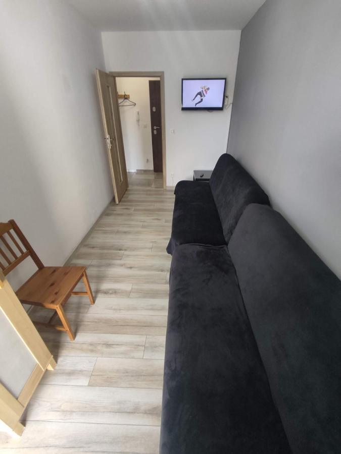 1110 Smialego 39 - Tanie Pokoje W Apartamencie - Samodzielne Zameldowanie - Self Check In Познан Екстериор снимка