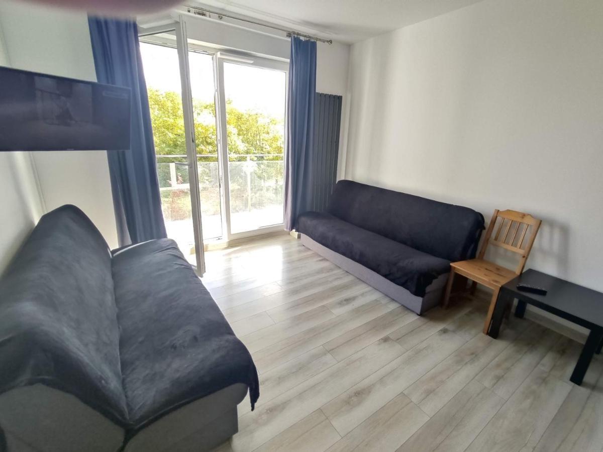 1110 Smialego 39 - Tanie Pokoje W Apartamencie - Samodzielne Zameldowanie - Self Check In Познан Екстериор снимка