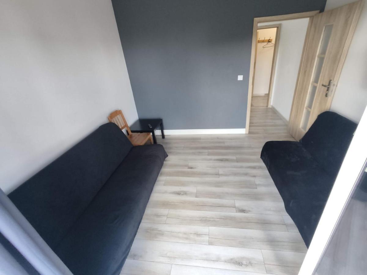 1110 Smialego 39 - Tanie Pokoje W Apartamencie - Samodzielne Zameldowanie - Self Check In Познан Екстериор снимка