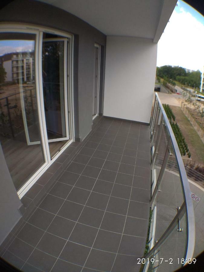 1110 Smialego 39 - Tanie Pokoje W Apartamencie - Samodzielne Zameldowanie - Self Check In Познан Екстериор снимка