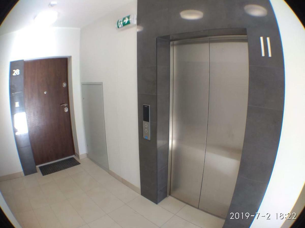 1110 Smialego 39 - Tanie Pokoje W Apartamencie - Samodzielne Zameldowanie - Self Check In Познан Екстериор снимка