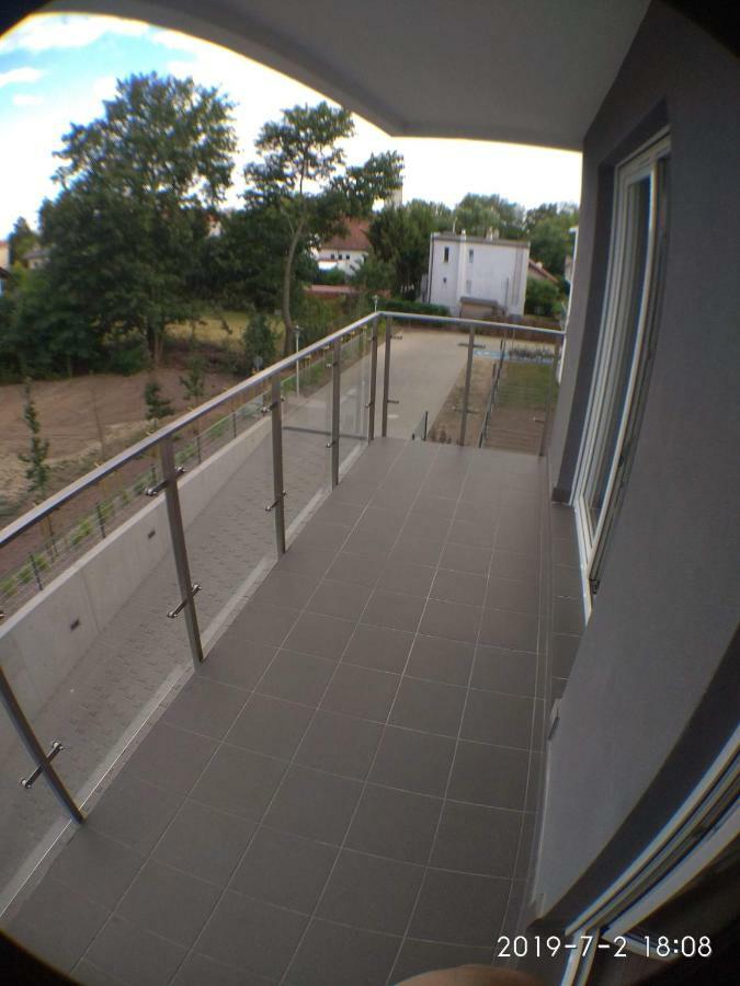 1110 Smialego 39 - Tanie Pokoje W Apartamencie - Samodzielne Zameldowanie - Self Check In Познан Екстериор снимка